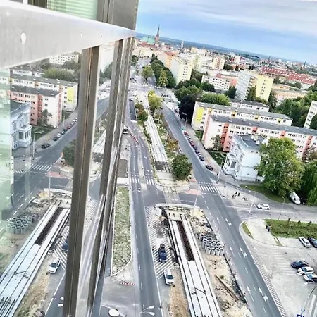 Hanza Tower With Bathtub 15 To 26 Floor